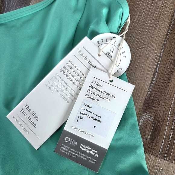 Vuori One Shot Tennis Dress NWT Tennis Prep Casual Performance Wear Athleisure - Picture 6 of 13